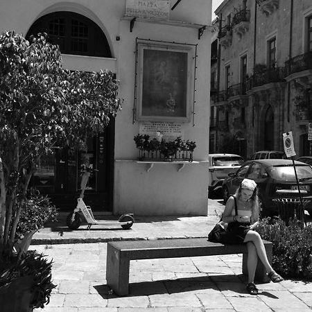 La Dimora Del Genio Bed and Breakfast Palermo Eksteriør billede